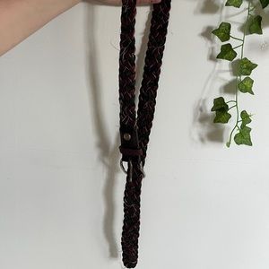 Braided brown faux leather belt